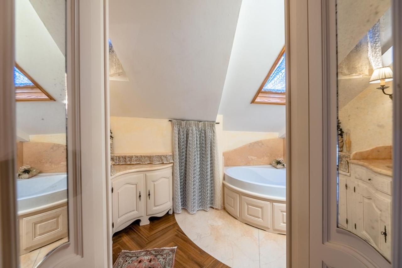 Dimora Lucrezia Apartamento Savona Exterior foto